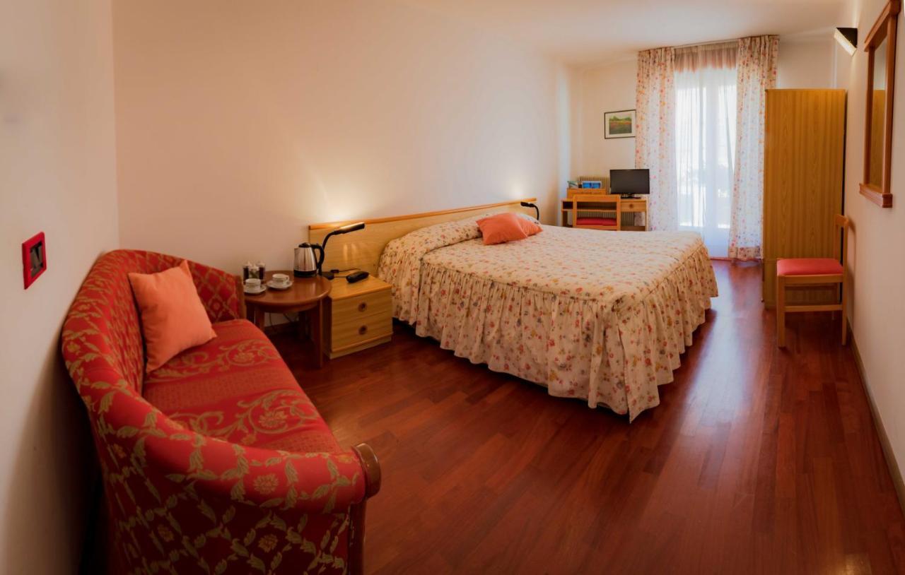 ברנטוניקו Hotel Zeni מראה חיצוני תמונה